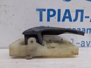 Ручка двери внутренняя правая Tucson 2004-2009 JM 2.0 бензин G4GC