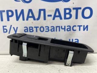 Кнопка стеклоподъемника Jeep Grand Cherokee WK2 3.6 бензин ERB