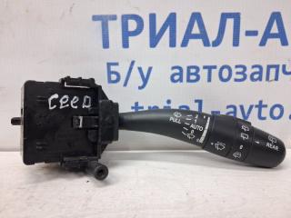 Переключатель подрулевой правый(дворники) Kia Ceed 2007-2012