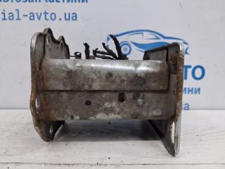 Кронштейн усилителя переднего бампера левый I30 2007-2012 FD 1.6 diesel D4FB