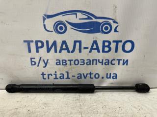 Фото запчасти амортизатор капота Kia Sorento 2014-2020 Б/У запчасть Запчасть амортизатор капота Kia Sorento 2014-2020