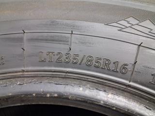 Шины 2 шт 225/65 R17
