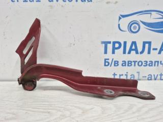 Петля капота правая Mazda 3 2013-2019 Б/У Петля капота правая Mazda 3 2013-2019