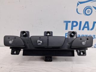 Кнопка подогрева Hyundai IX35 2009-2015 Б/У Кнопка подогрева Hyundai IX35 2009-2015