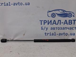 Амортизатор капота Jeep Cherokee 2013-2019