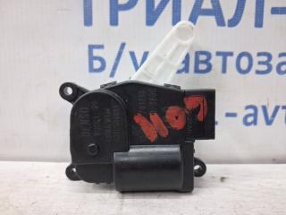 Фото запчасти сервопривод Jeep Cherokee 2013-2019 Б/У запчасть Запчасть сервопривод Jeep Cherokee 2013-2019