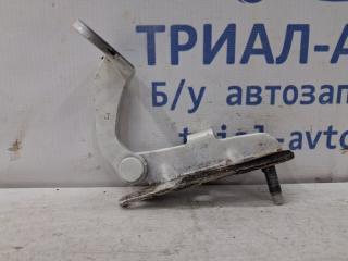 Запчасть петля крышки багажника правая Infiniti QX60 2013-2021