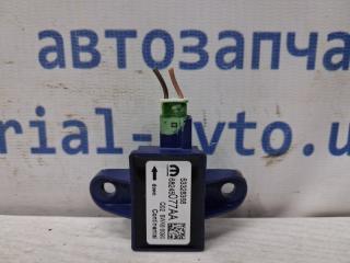 Фото запчасти датчик удара (airbag) Jeep Compass 2016-2020 Б/У запчасть Запчасть датчик удара (airbag) Jeep Compass 2016-2020