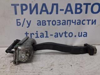 Фото запчасти ограничитель двери задний левый Ford Explorer 2011-2019 Б/У запчасть Запчасть ограничитель двери задний левый Ford Explorer 2011-2019