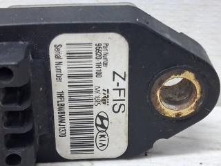 Датчик удара (AIRBAG) Hyundai I30 FD 1.6 бензин G4FC