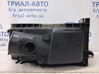 Корпус воздушного фильтра Toyota Avensis T25 2.0 diesel 1ADFTV