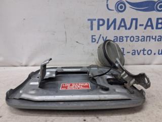 Лючок бака Toyota Avensis T25 2.0 diesel 1ADFTV