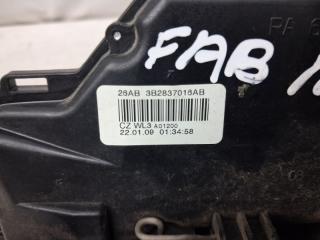 Замок двери передний правый Fabia 2007-2014 5J 1.4 diesel