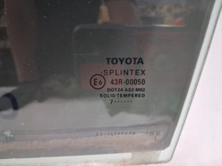 Стекло двери переднее левое Toyota Avensis T25 2.0 diesel 1ADFTV