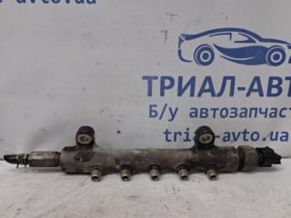 Топливная рампа Toyota Avensis 2002-2010