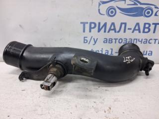 Патрубок интеркулера Avensis 2002-2010 T25 2.0 diesel 1ADFTV