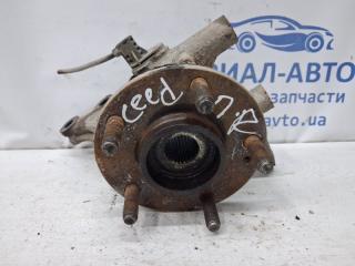 Кулак поворотный правый со ступицей Ceed 2006-2012 ED 1.6 diesel D4FB