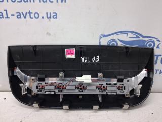 Фонарик задней полки Chevrolet Epica V250 2.5 бензин X25D1
