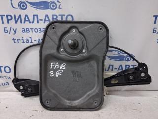 Стеклоподъемник задний правый (ручной) Skoda Fabia 2007-2014 Б/У Стеклоподъемник задний правый (ручной) Skoda Fabia 2007-2014