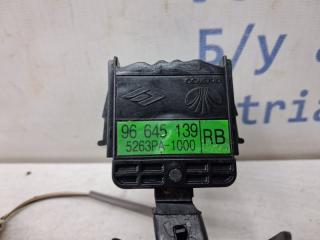 Переключатель подрулевой правый(дворники) Epica 2006-2013 V250 2.5 бензин X25D1