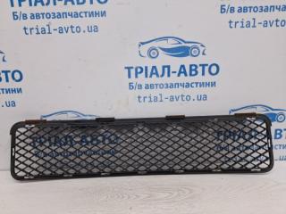 Решетка бампера центральная Tucson 2004-2009 JM 2.0 diesel D4EA