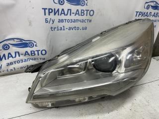 Фара левая Ксенон Kuga 2011-2019 CBS 2.0 diesel