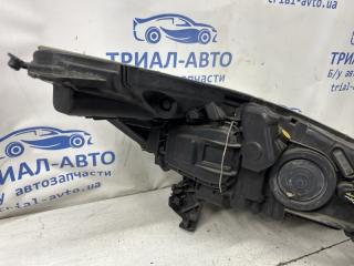 Фара левая Ксенон Kuga 2011-2019 CBS 2.0 diesel