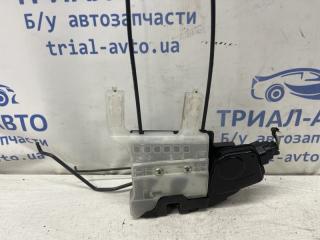 Замок двери передний левый Hyundai Tucson JM 2.0 diesel D4EA