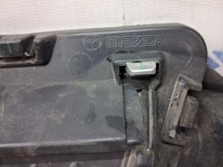 Решетка переднего бампера левая 3 2003-2009 BK 1.6 бензин Z6