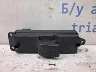 Фото запчасти кнопка стеклоподъемника Mazda 3 2003-2009 Б/У запчасть Запчасть кнопка стеклоподъемника Mazda 3 2003-2009