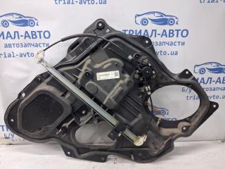 Стеклоподъемник задний правый (ручной) 3 2003-2009 BK 1.6 бензин Z6