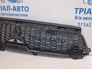 Решетка радиатора Mitsubishi Outlander XL 2.2 diesel 4N14