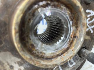 Кулак поворотный левый со ступицей ASX 2010- GA 1.8 Diesel 4N13