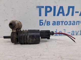 Запчасть насос омывателя стекла Mitsubishi Outlander 2007-2012