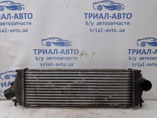 Фото запчасти радиатор интеркуллера Renault Trafic 2001-2014 Б/У запчасть Запчасть радиатор интеркуллера Renault Trafic 2001-2014
