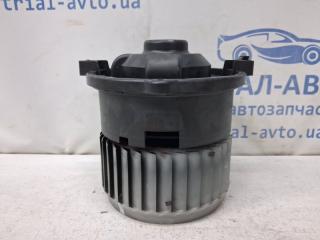 Фото запчасти моторчик печки Mitsubishi Colt 2002-2012 Б/У запчасть Запчасть моторчик печки Mitsubishi Colt 2002-2012
