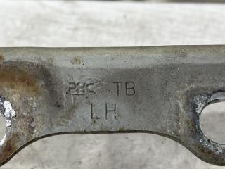Петля капота левая Getz 2002-2011 1 1.4