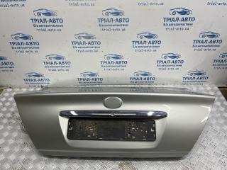 Крышка багажника Toyota Camry 2001-2006