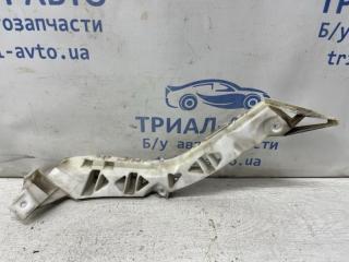 Кронштейн бампера передний левый 3 2003-2009 BK 1.6 бензин Z6