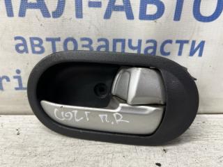 Фото запчасти ручка двери внутренняя правая Mitsubishi Colt 2002-2012 Б/У запчасть Запчасть ручка двери внутренняя правая Mitsubishi Colt 2002-2012