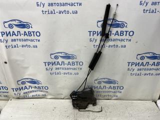 Замок двери передний левый Toyota Camry 2001-2006