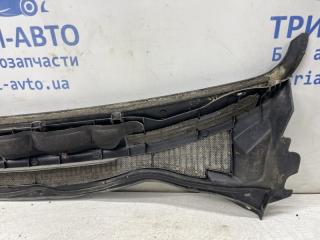 Дефлектор дворников правый Avensis 2002-2010 T25 1.8 бензин 1ZZFE