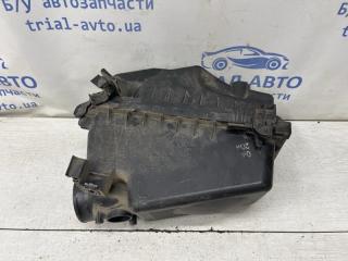 Корпус воздушного фильтра Avensis 2002-2010 T25 1.8 бензин 1ZZFE