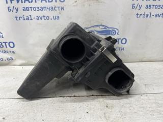 Корпус воздушного фильтра Mitsubishi Colt 6 1.1