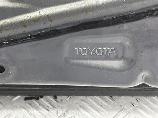 Дверь передняя правая Avensis 2002-2010 T25 1.8 бензин 1ZZFE