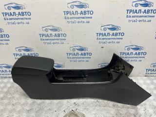 Подлокотник Mazda 3 2003-2009 Б/У Подлокотник Mazda 3 2003-2009