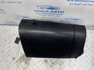 Бардачок 3 2003-2009 BK 1.6 бензин Z6