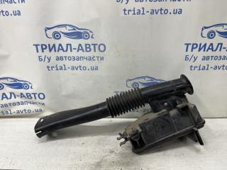 Воздухозаборник Mazda 3 2003-2009 Б/У Воздухозаборник Mazda 3 2003-2009