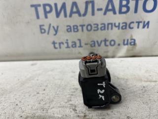 Катушка зажигания Toyota Avensis T25 1.8 бензин 1ZZFE