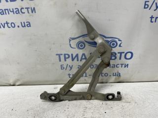 Петля крышки багажника правая Mazda 3 BK 1.6 бензин Z6